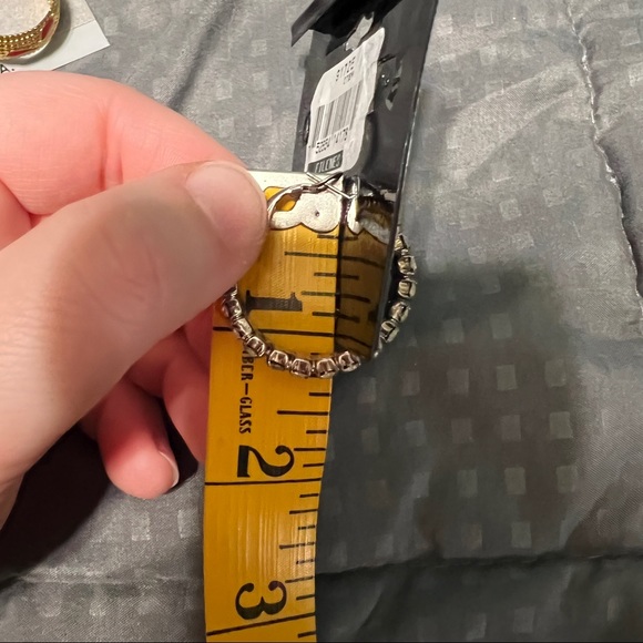 Lot of two round hoop earrings original card Amanda smith fashion - Picture 9 of 10